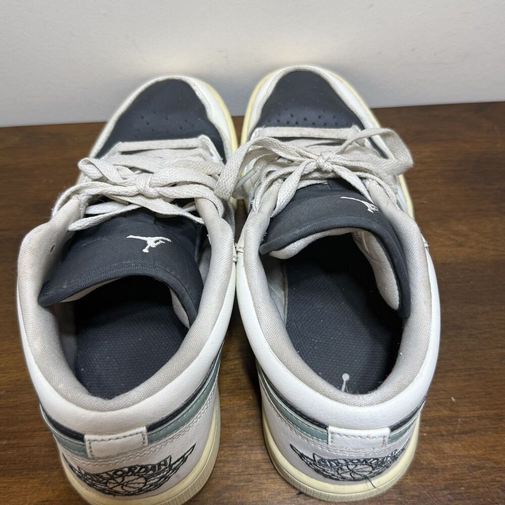 Air Jordan 1 Low Women’s Size 9.5 Anthracite / Jade Smoke Sail - Picture 7 of 10